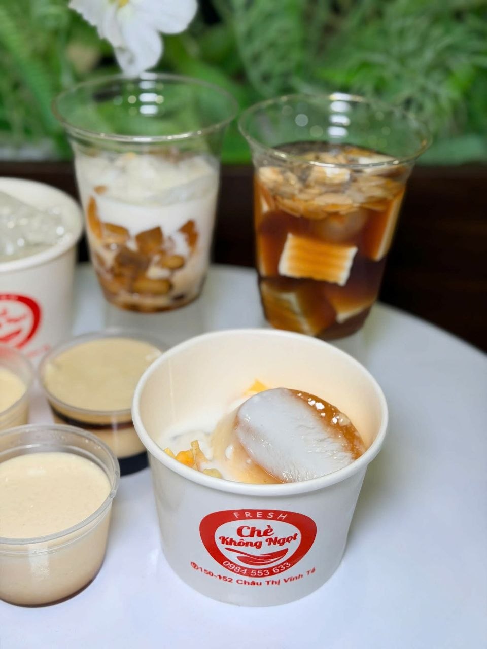 Ly chè Chè Không Ngọt